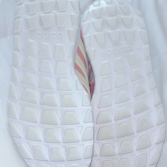 ADIDAS Questar Flow Pink Running Athletic Sneakers Shoes Women's Size US 9 - Picture 5 of 5